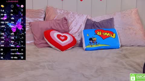 Snapshot of eva__summers chatting on 02.06.25 Eva online show from 02.06.25