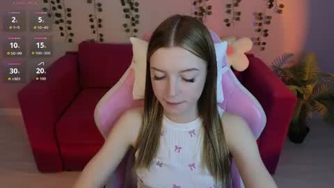 Snapshot of eva__thompson chatting on 06.24.26 Eva online show from 06.24.26