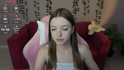 Snapshot of eva__thompson chatting on 07.08.26 Eva online show from 07.08.26