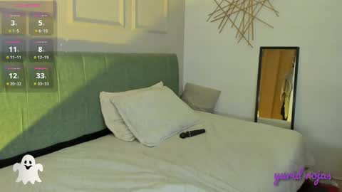 Eva  online show from 10.31.25