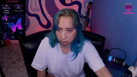 Iris Smile  independent model online show from 09.27.25