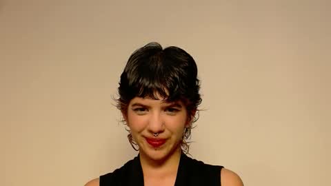 Eva  online show from 11.07.25