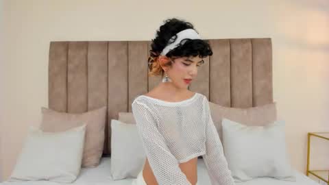 Eva  online show from 01.15.26