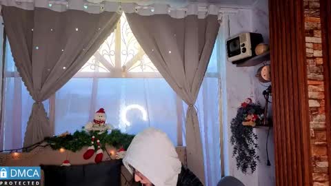 eva delight online show from 12.18.25