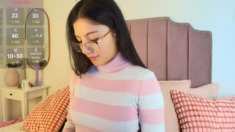 Evaa Depp online show from 12.11.24