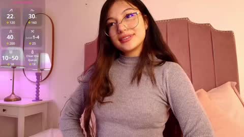 Evaa Depp online show from 12.17.24