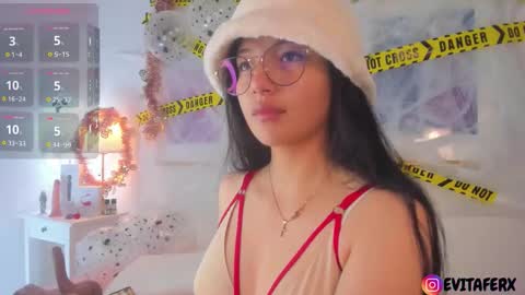 Evaa Depp online show from 10.30.25