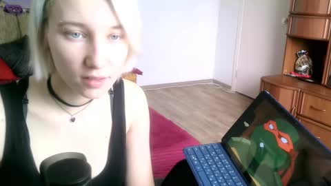 eva_forrest online show from 01.24.25