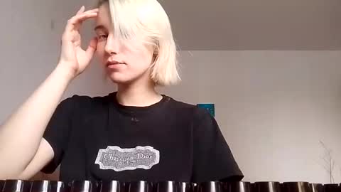 eva_forrest online show from 02.26.25