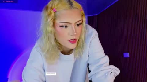 Snapshot of eva_hillss69 chatting on 06.20.26 Eva online show from 06.20.26