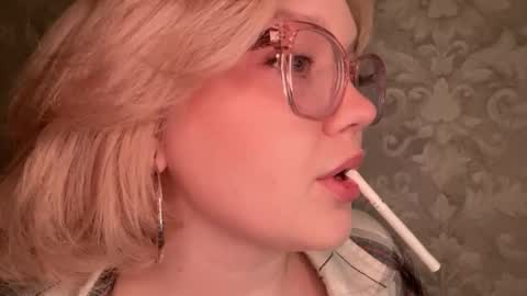 eva_kittenn online show from 09.09.25
