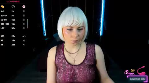 Snapshot of eva_lawrence chatting on 06.19.26 Eva online show from 06.19.26
