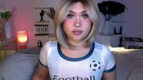 Snapshot of eva_mazikeen69 chatting on 09.12.25 Queen Eva Mazikeen online show from 09.12.25