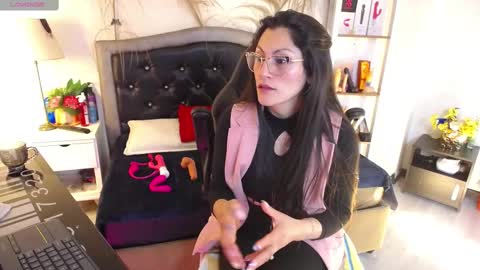 Eva Notty  online show from 02.28.25