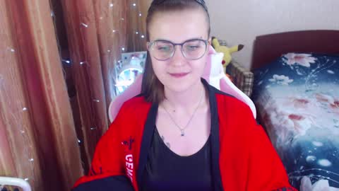 Eva online show from 12.25.24