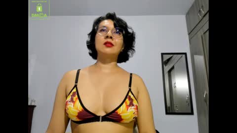 Snapshot of eva_rain01 chatting on 12.22.24 Eva online show from 12.22.24