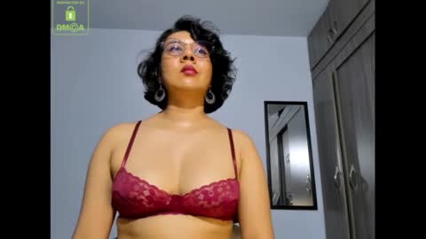 Snapshot of eva_rain01 chatting on 01.27.25 Eva online show from 01.27.25