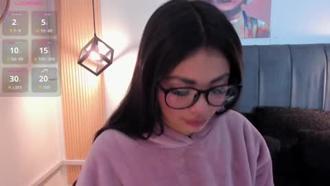 Eva   Emily online show from 10.02.25