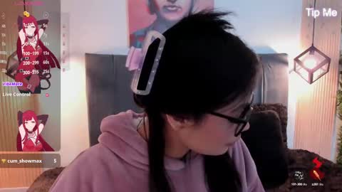 Eva   Emily online show from 10.08.25