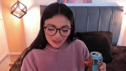 Eva   Emily online show from 10.10.25