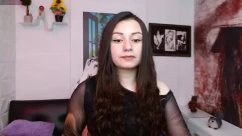 Snapshot of eva_rosell chatting on 04.21.26 Eva online show from 04.21.26