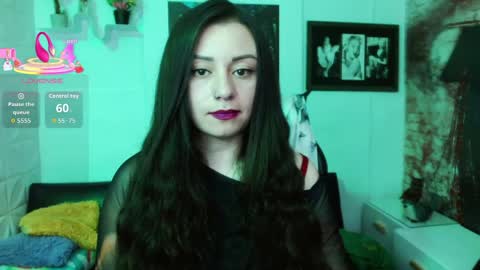 Snapshot of eva_rosell chatting on 04.30.26 Eva online show from 04.30.26