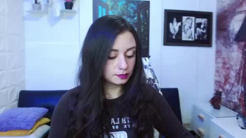 Snapshot of eva_rosell chatting on 05.05.26 Eva online show from 05.05.26