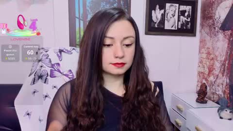 Snapshot of eva_rosell chatting on 05.20.26 Eva online show from 05.20.26