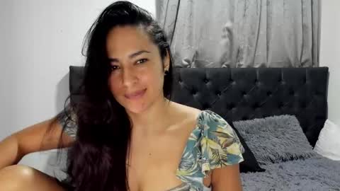 Snapshot of eva_rosie chatting on 02.19.25 Eva Rose online show from 02.19.25