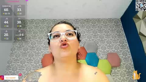 Eva  online show from 02.05.25