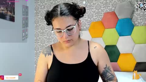 Eva  online show from 02.08.25