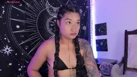 Snapshot of eva_sanderslee chatting on 10.16.25 Eva online show from 10.16.25