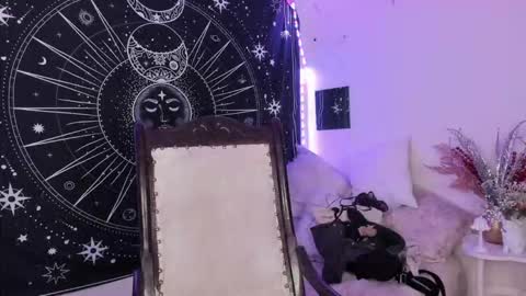 Eva  online show from 02.18.26