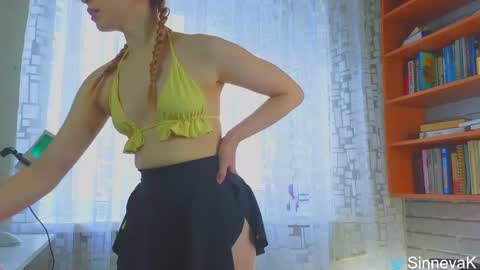 Hi there i am Eva and i wish create a nice community with you so join my Ticket Show for more pleasure online show from 03.01.25