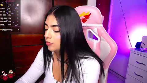 Eva  online show from 12.16.24
