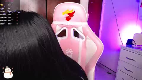 Eva  online show from 12.17.24
