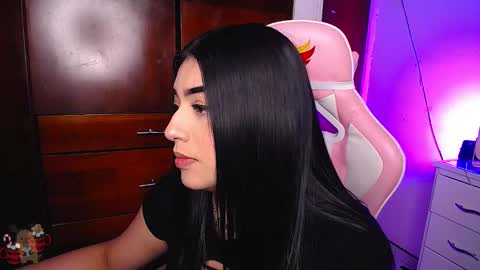Eva  online show from 12.27.24