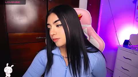 Eva  online show from 01.03.25