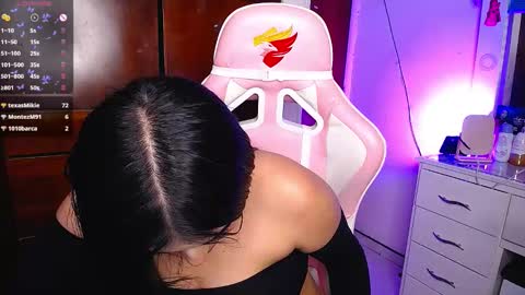 Eva  online show from 02.25.25