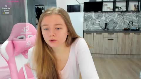 Eva online show from 12.21.24