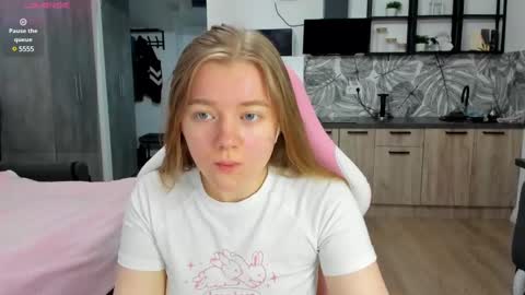 Eva online show from 12.22.24