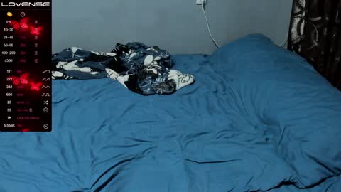 Snapshot of eva_zero chatting on 12.20.24 Eva online show from 12.20.24