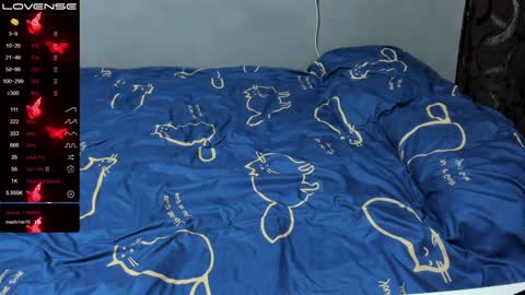 Snapshot of eva_zero chatting on 01.12.25 Eva online show from 01.12.25