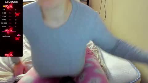 Snapshot of eva_zero chatting on 09.30.25 Eva online show from 09.30.25