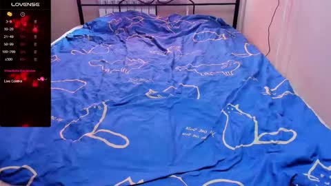 Snapshot of eva_zero chatting on 10.16.25 Eva online show from 10.16.25