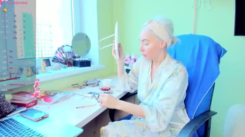 Eva online show from 12.15.25