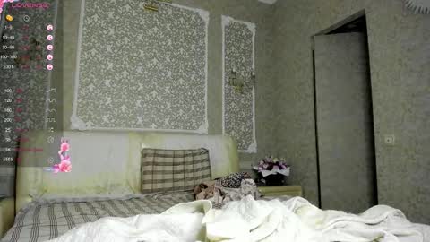 Eva online show from 12.21.25