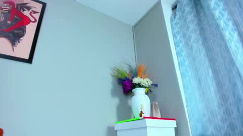 Snapshot of evaa_greey chatting on 10.09.25 Eva Grey online show from 10.09.25