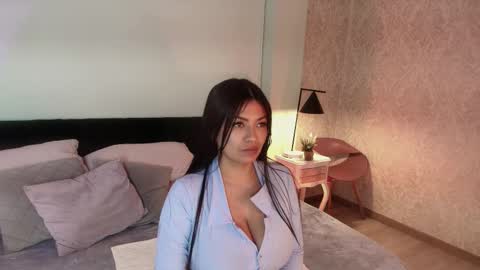 julieth online show from 10.07.25