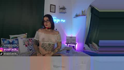 Eva Bleck  online show from 09.24.25